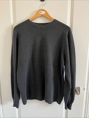 GAP Classic Men's Crewneck Sweater - Charcoal Gray
